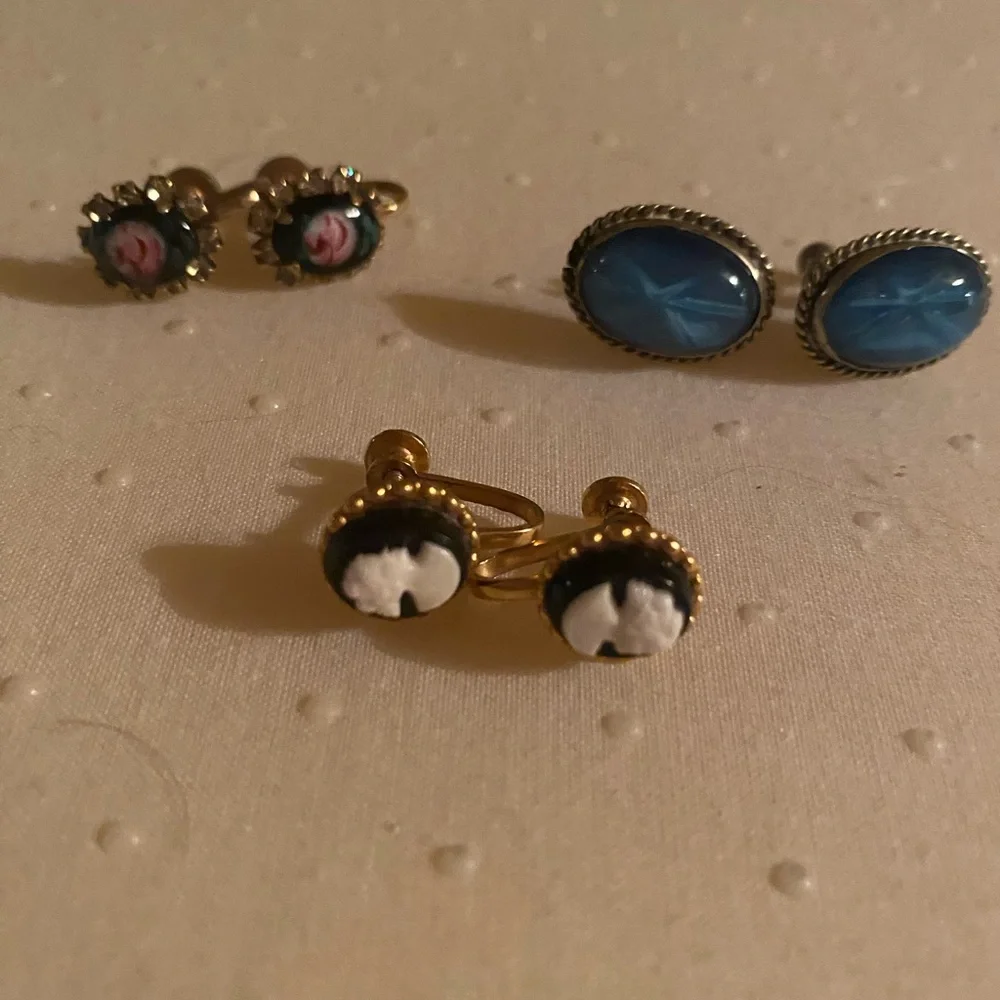 Lot of 24 pieces of. Vintage costume jewelry - Picture 7 of 7